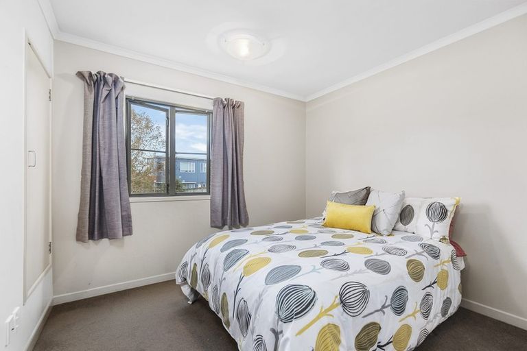 Photo of property in 24/8 Carolina Place, Albany, Auckland, 0632
