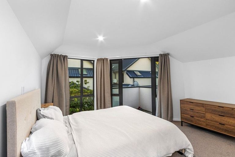 Photo of property in 2/15 Ayr Street, Riccarton, Christchurch, 8011