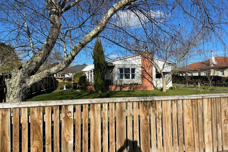 Photo of property in 46 Napier Road, Havelock North, 4130