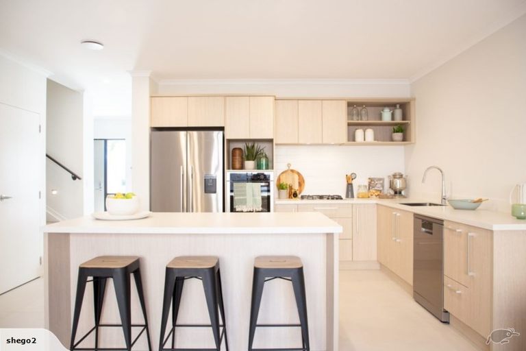 Photo of property in 8 Pepene Avenue, Takanini, 2112