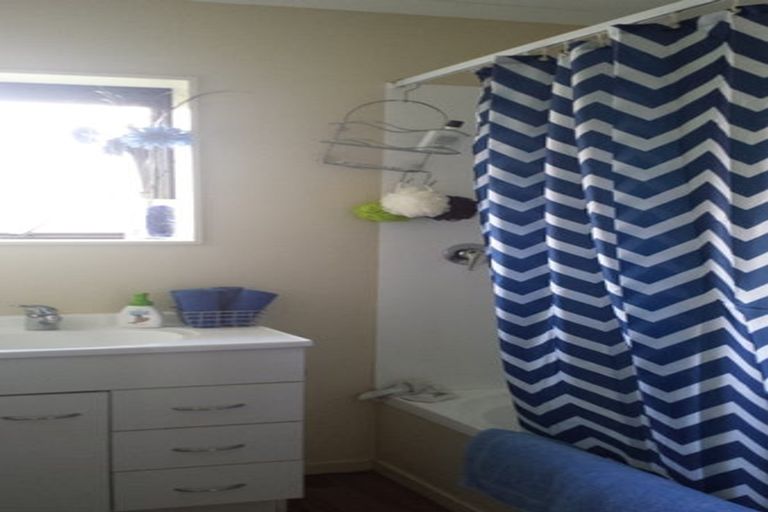 Photo of property in 13a Pandora Rise, Huntly, 3700