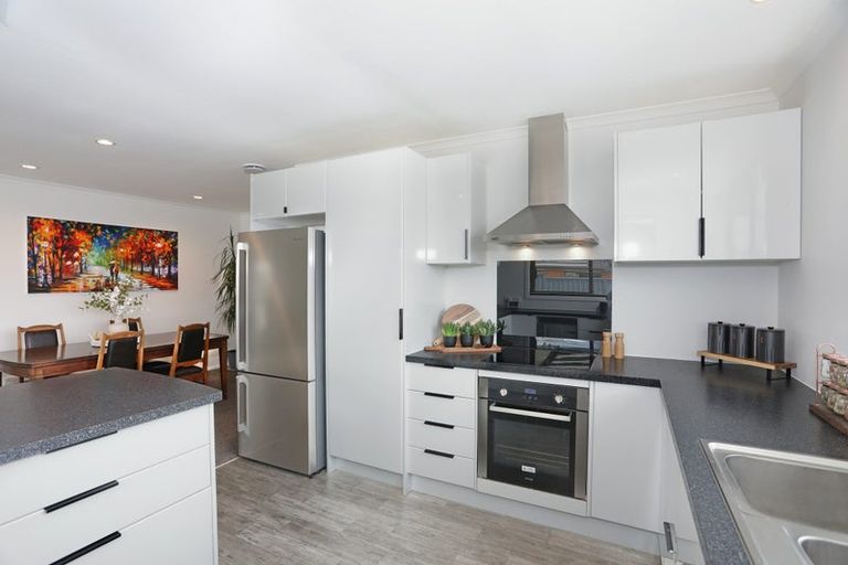 Photo of property in 13 George Street, Bulls, 4818