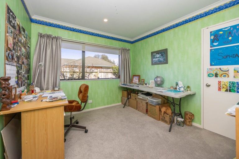 Photo of property in 22 Cranbrook Place, Rototuna North, Hamilton, 3210