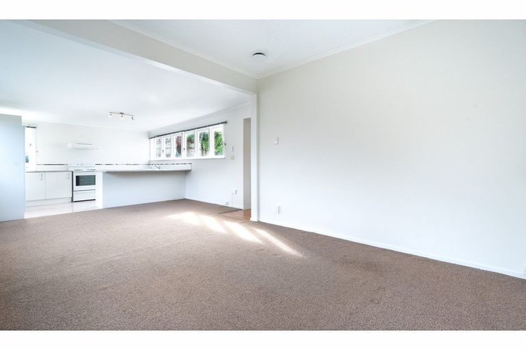 Photo of property in 5 Northfield Road, Waitakere, Auckland, 0816
