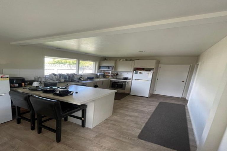 Photo of property in 2/8a Kauri Street, Riccarton, Christchurch, 8041