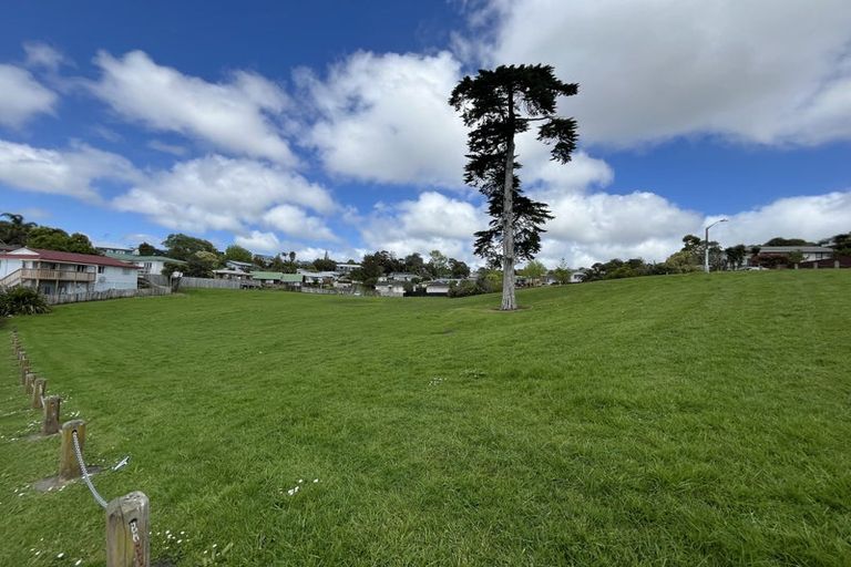 Photo of property in 87 Keegan Drive, Massey, Auckland, 0614