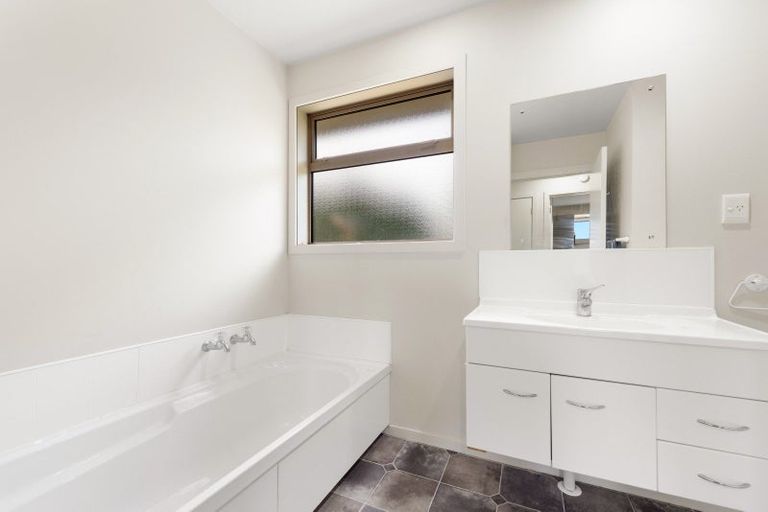 Photo of property in 13a Oxford Street, East Gore, Gore, 9710