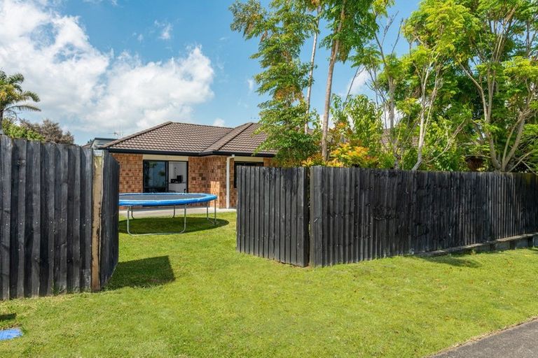 Photo of property in 1 Lark Place, Welcome Bay, Tauranga, 3112
