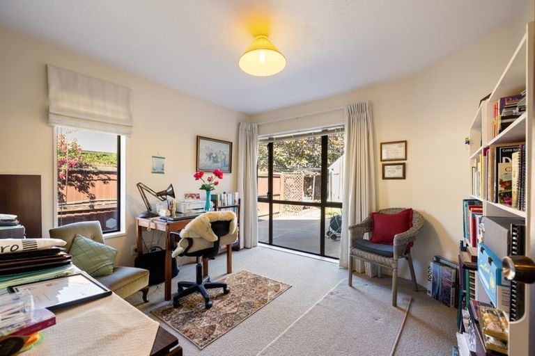 Photo of property in 12 Wharenui Road, Upper Riccarton, Christchurch, 8041