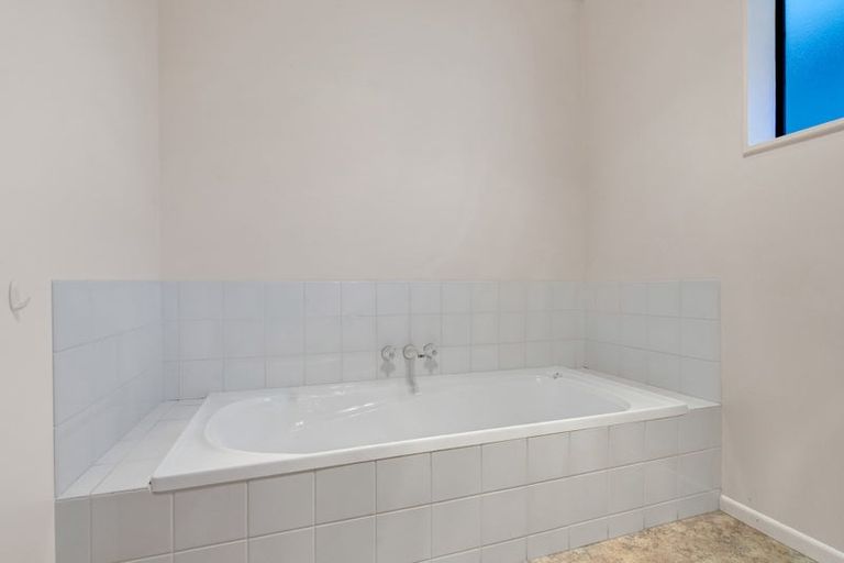 Photo of property in 37 Pembroke Road East, Stratford, 4332