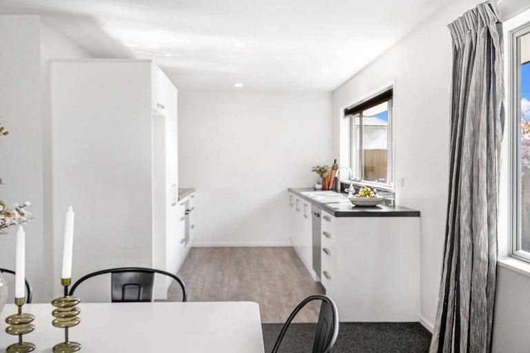 Photo of property in 14 Saint Adela Place, Woolston, Christchurch, 8062