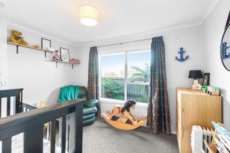 Photo of property in 40 Oriana Crescent, Hornby, Christchurch, 8042