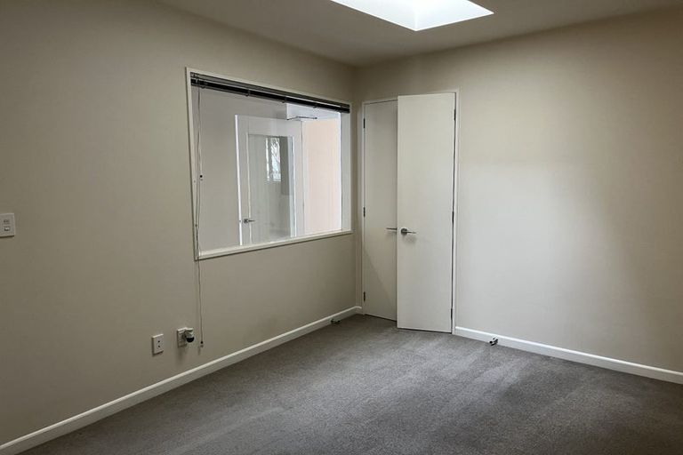 Photo of property in 25u4 Home Street, Mount Victoria, Wellington, 6011
