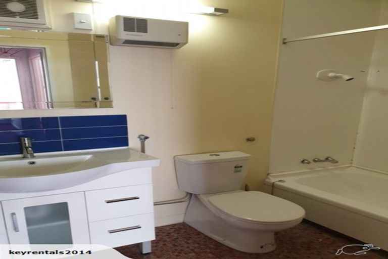 Photo of property in Hobson Court Flats, 11/70u Hobson Street, Thorndon, Wellington, 6011