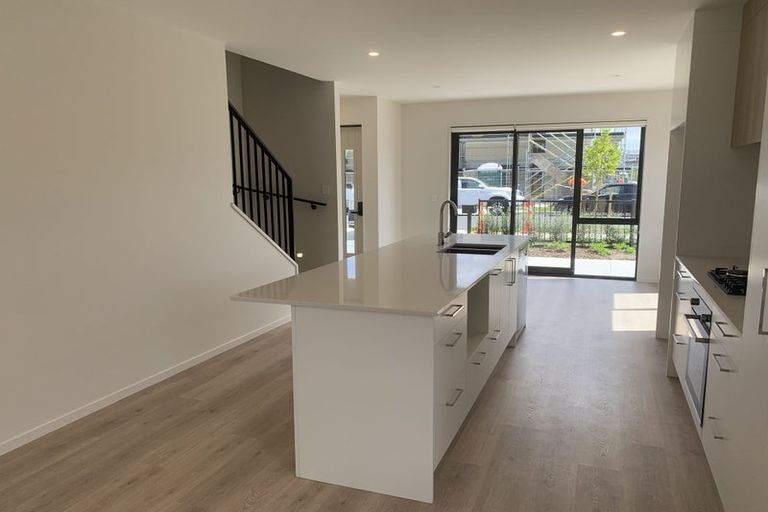 Photo of property in 13 Katikati Drive, Manurewa, Auckland, 2102