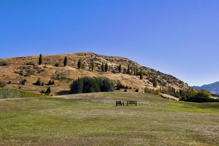 Photo of property in 6 Cockerell Lane, Lower Shotover, Queenstown, 9371