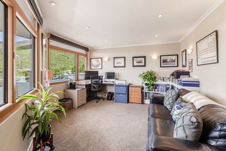 Photo of property in 251b Waikawa Road, Waikawa, Picton, 7220