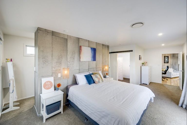 Photo of property in 51 Napier Road, Havelock North, 4130