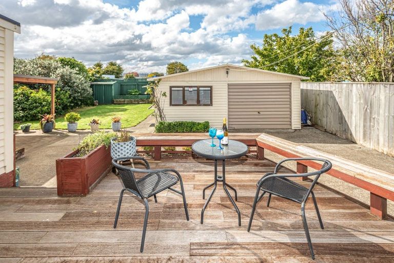 Photo of property in 20 College Street, College Estate, Whanganui, 4500