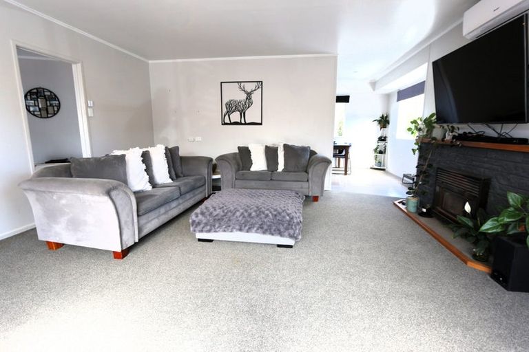 Photo of property in 37 Meadow Park Crescent, Tikipunga, Whangarei, 0112