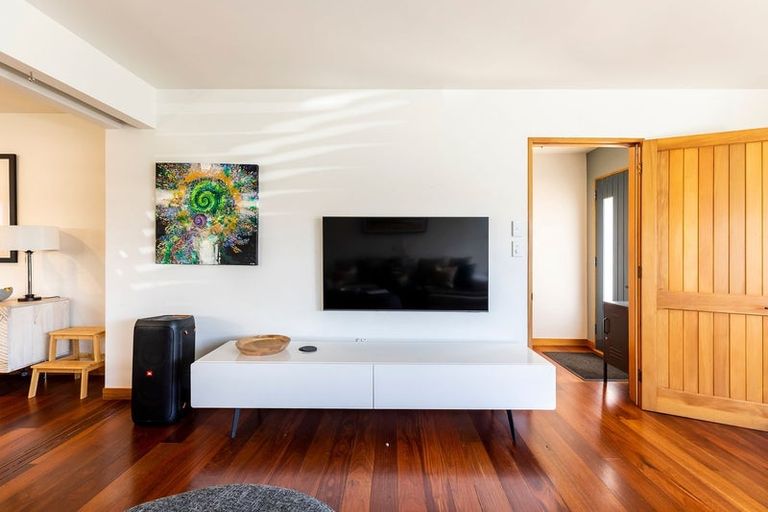 Photo of property in 39b Braithwaite Street, Karori, Wellington, 6012