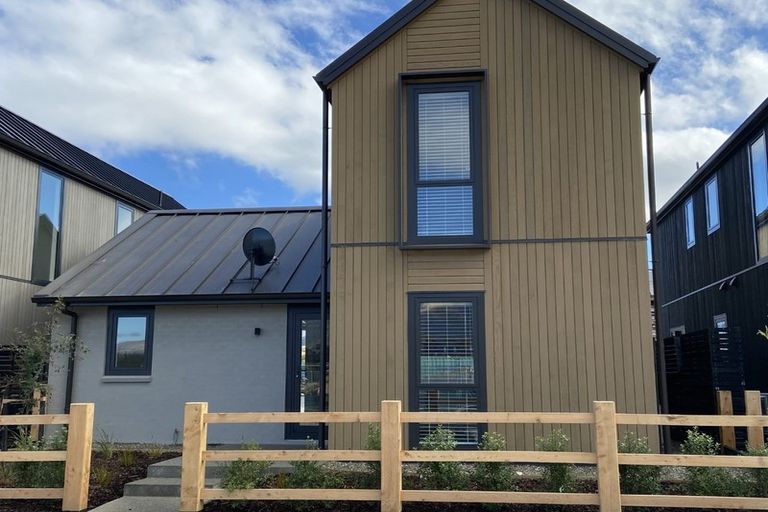 Photo of property in 27 Mulholland Drive, Jacks Point, 9371