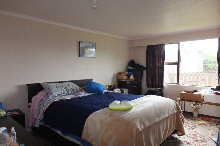 Photo of property in 28 Roore Street, Foxton Beach, Foxton, 4815
