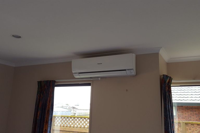 Photo of property in 27 Parnell Heights Drive, Kelvin Grove, Palmerston North, 4414