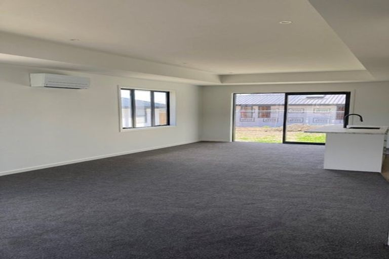 Photo of property in 16 Hukere Crescent, Richmond, 7020