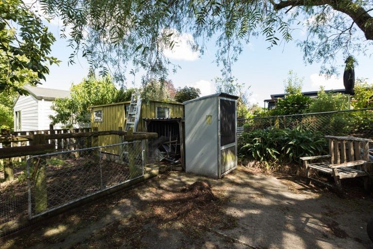 Photo of property in 25 Domain Road, Waipawa, 4210