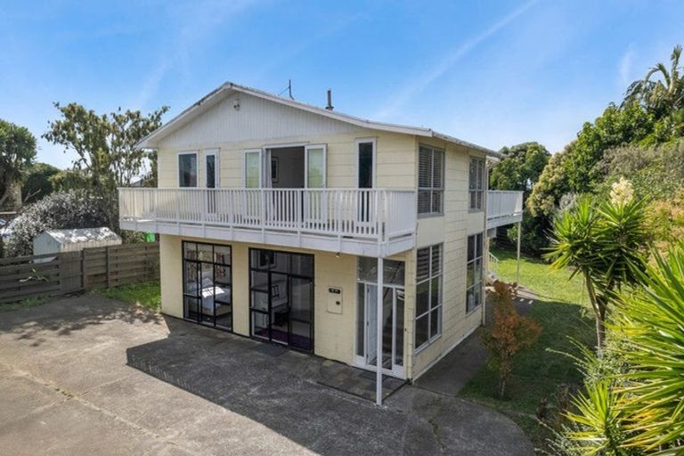 Photo of property in 20 Bexley Place, Pahurehure, Papakura, 2113
