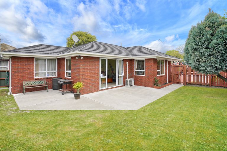 Photo of property in 3 Symes Road, Hornby, Christchurch, 8042