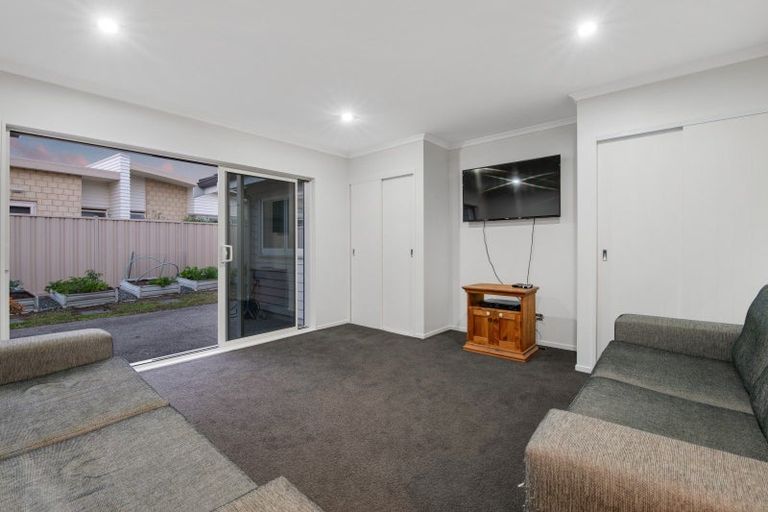 Photo of property in 23 Manhattan Rise, Orewa, 0931
