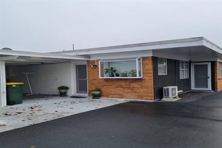 Photo of property in 15unit Carnot Street, Glenholme, Rotorua, 3010
