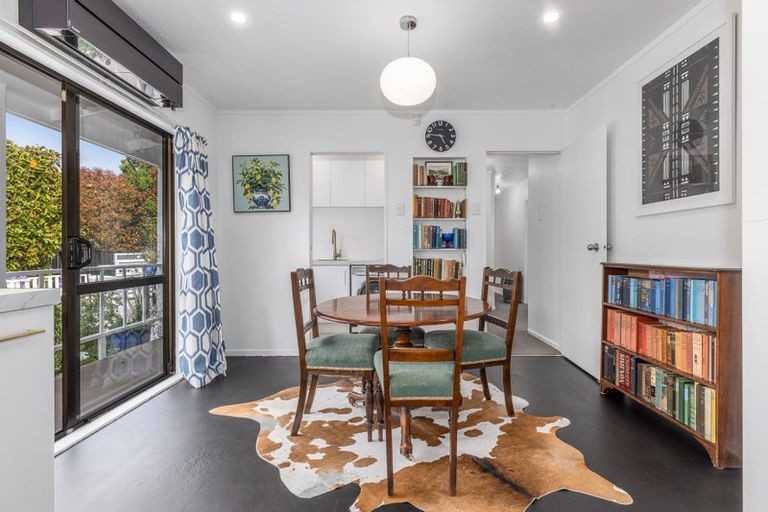 Photo of property in 133 Raumati Road, Raumati Beach, Paraparaumu, 5032