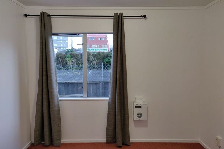 Photo of property in 7/3 Kelvin Grove, Te Aro, Wellington, 6011