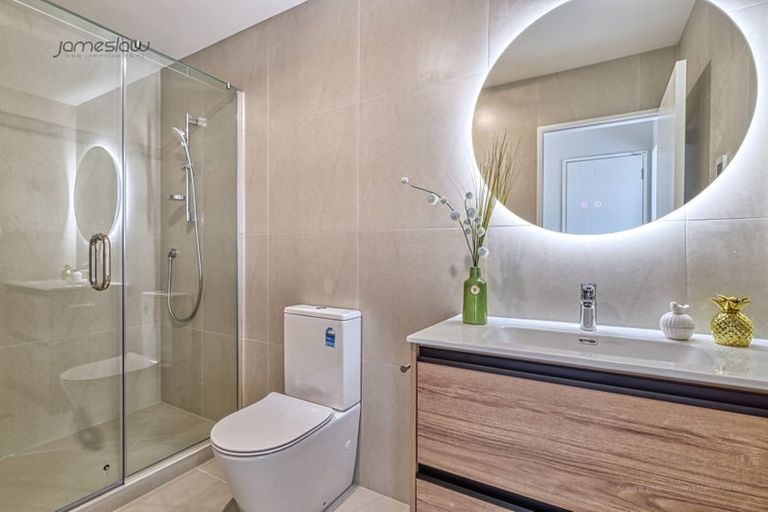 Photo of property in 7/67 Kervil Avenue, Te Atatu Peninsula, Auckland, 0610