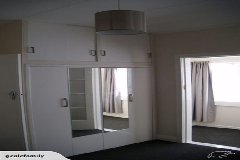 Photo of property in 36 Burnham Street, Seatoun, Wellington, 6022