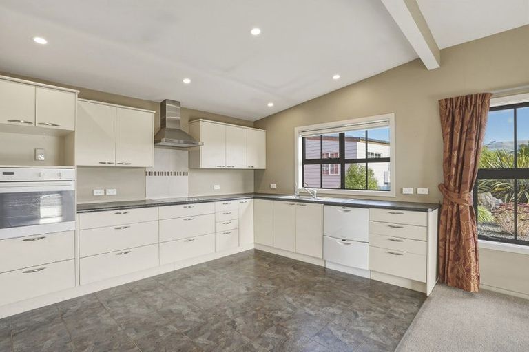 Photo of property in 10a Brown Street, Waikouaiti, 9510