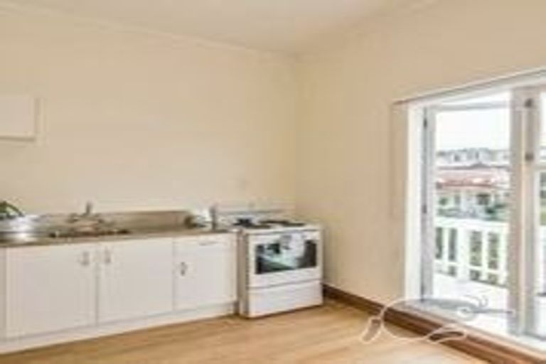 Photo of property in 24b Colombo Street, Cashmere, Christchurch, 8022