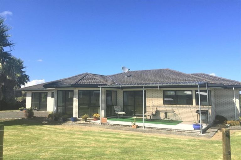 Photo of property in 157 Awakino Point Road East, Awakino Point, Dargaville, 0372