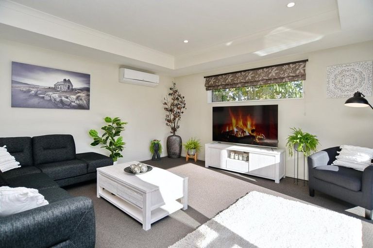 Photo of property in 65 Country Club Terrace, Northwood, Christchurch, 8051