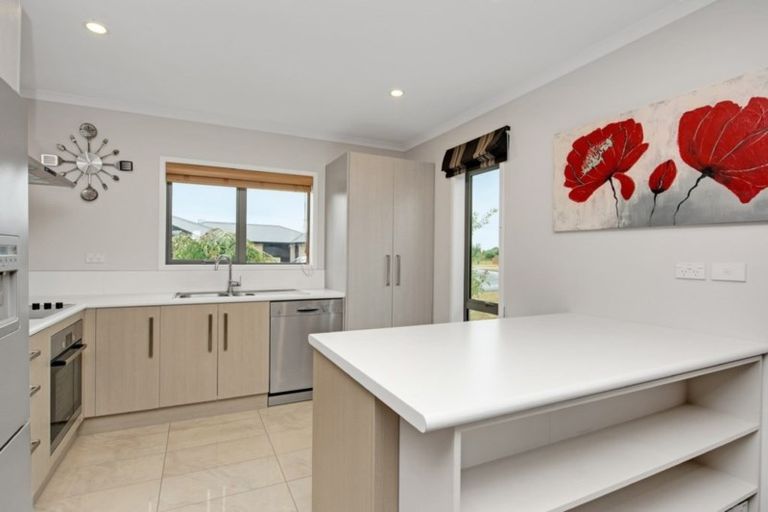Photo of property in 14/11u Errol Close, Burbush, Hamilton, 3288