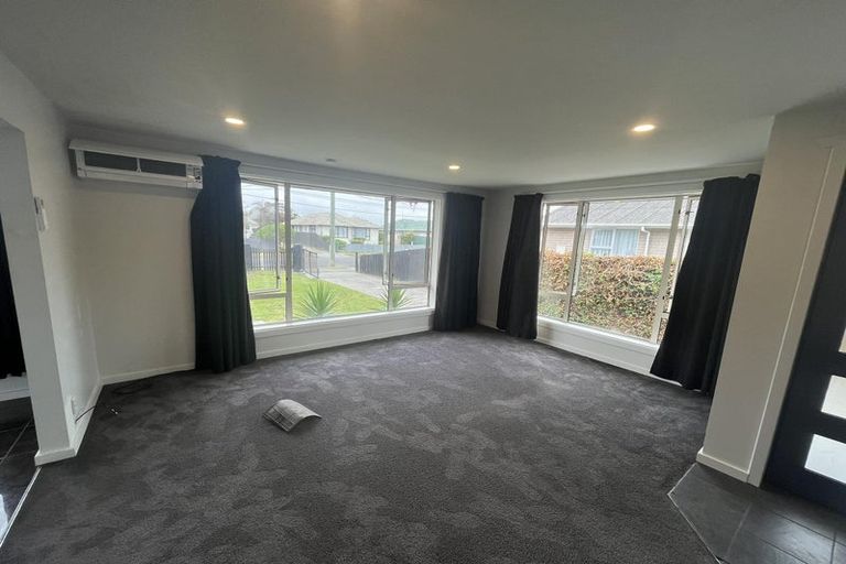 Photo of property in 82 Carisbrooke Street, Aranui, Christchurch, 8061