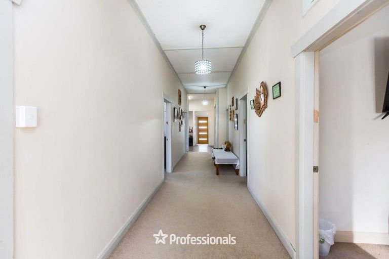 Photo of property in 24 Bouverie Street, Petone, Lower Hutt, 5012