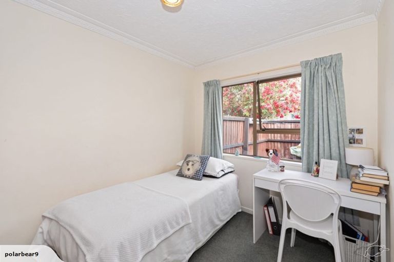 Photo of property in 6 Ostend Place, Avonhead, Christchurch, 8042