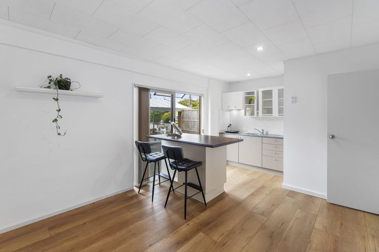 Photo of property in 1/20 Merchant Avenue, Te Atatu South, Auckland, 0610