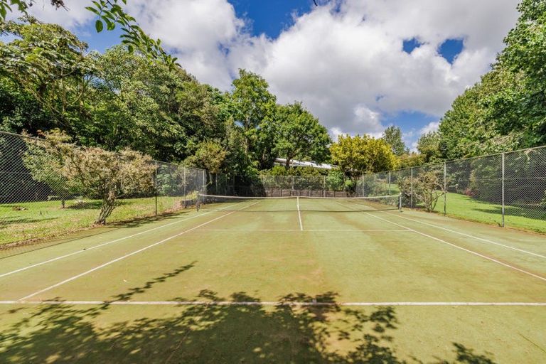 Photo of property in 49 Riddell Road, Kerikeri, 0230