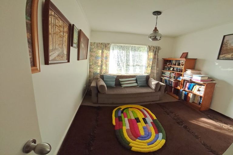 Photo of property in 1/7 Dalkeith Place, Opaheke, Papakura, 2113