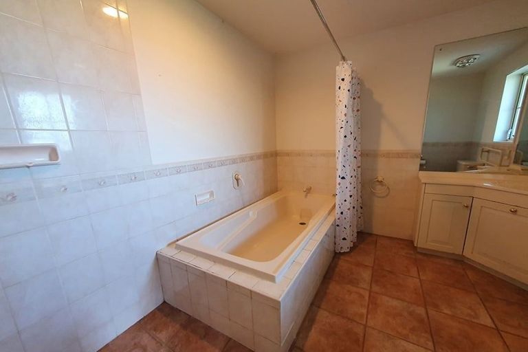 Photo of property in 60 Lewis Crescent, Rolleston, 7614